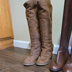 Brown Knee-High Women's Boots